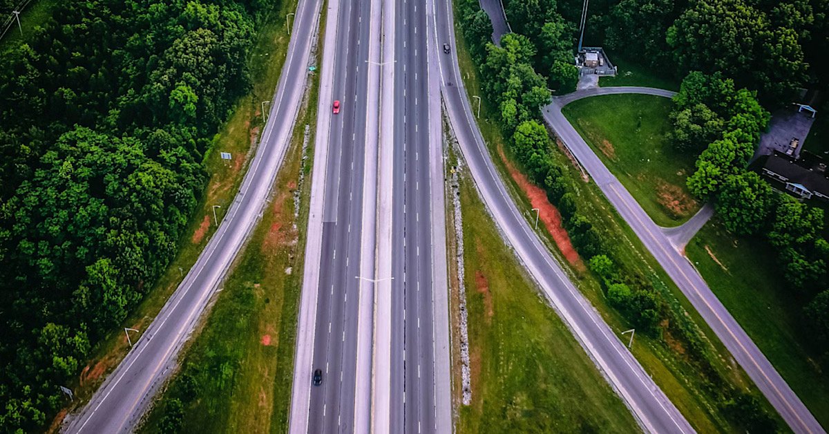 Kentucky highway splitting into multiple lanes