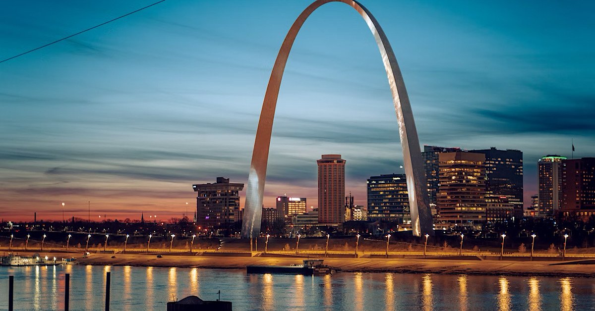 Missouri, St Louis Arch, known as the gateway to west