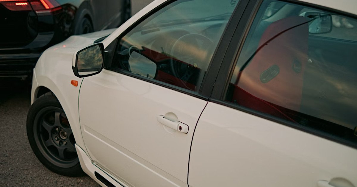 Liability car insurance accident, car ran into back of another car